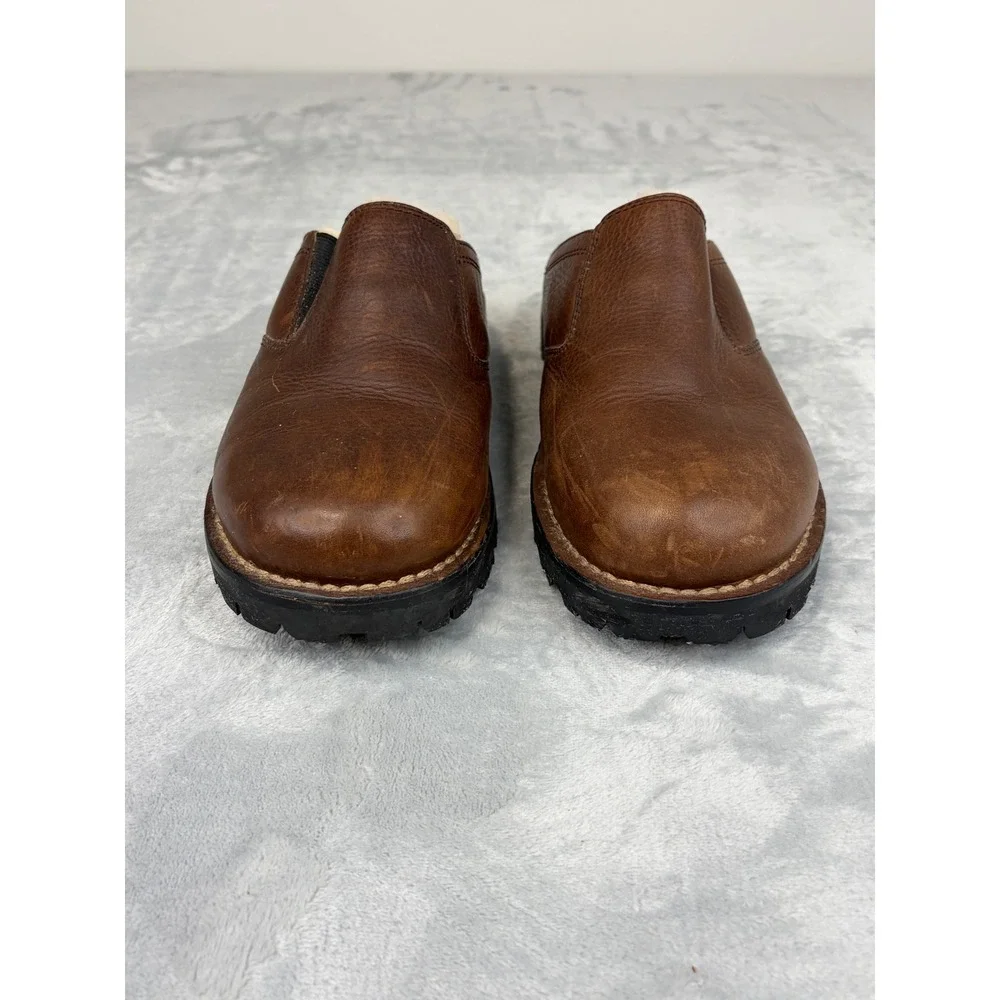 UGG Mens Brown Leather Shearling Lined Clogs Mules Shoes Size 9 Style 5140